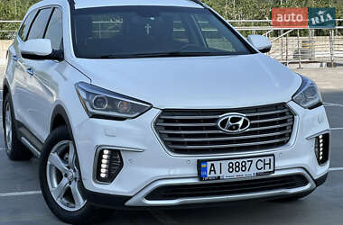 Позашляховик / Кросовер Hyundai Grand Santa Fe 2017 в 