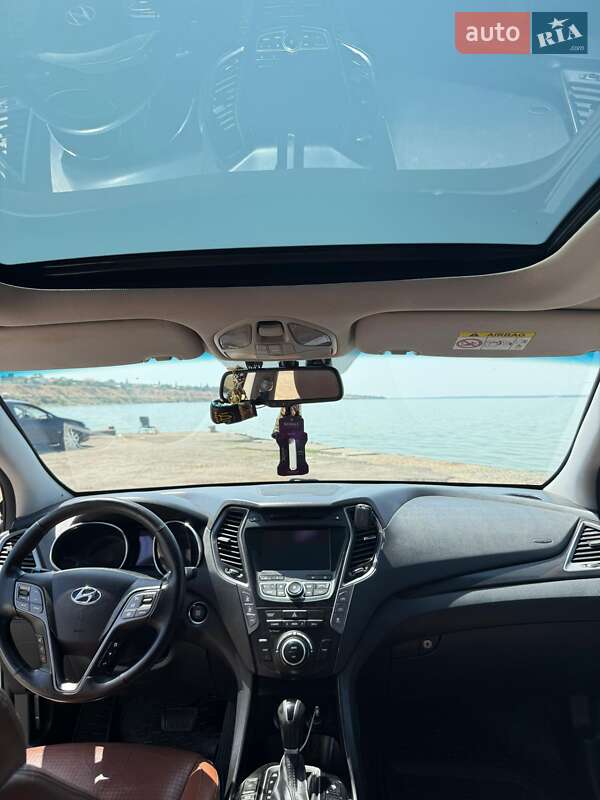 Внедорожник / Кроссовер Hyundai Grand Santa Fe 2014 в Овидиополе