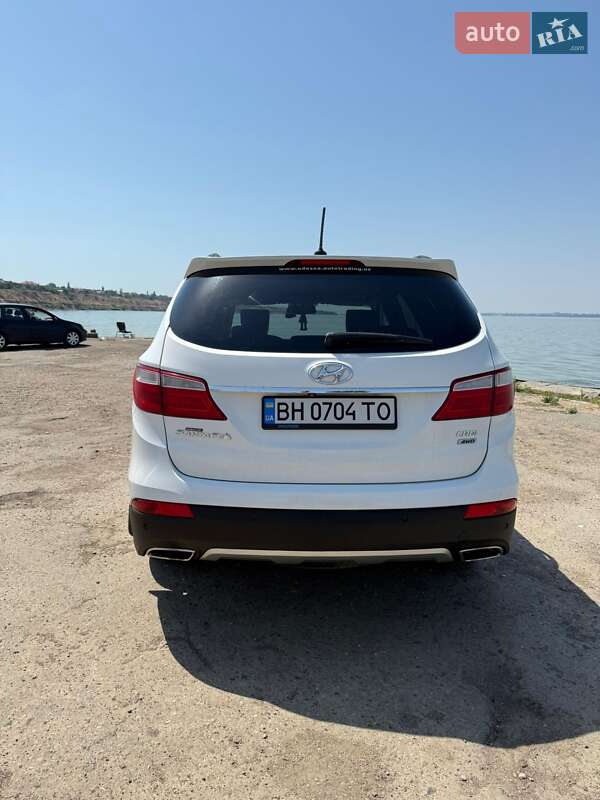 Внедорожник / Кроссовер Hyundai Grand Santa Fe 2014 в Овидиополе