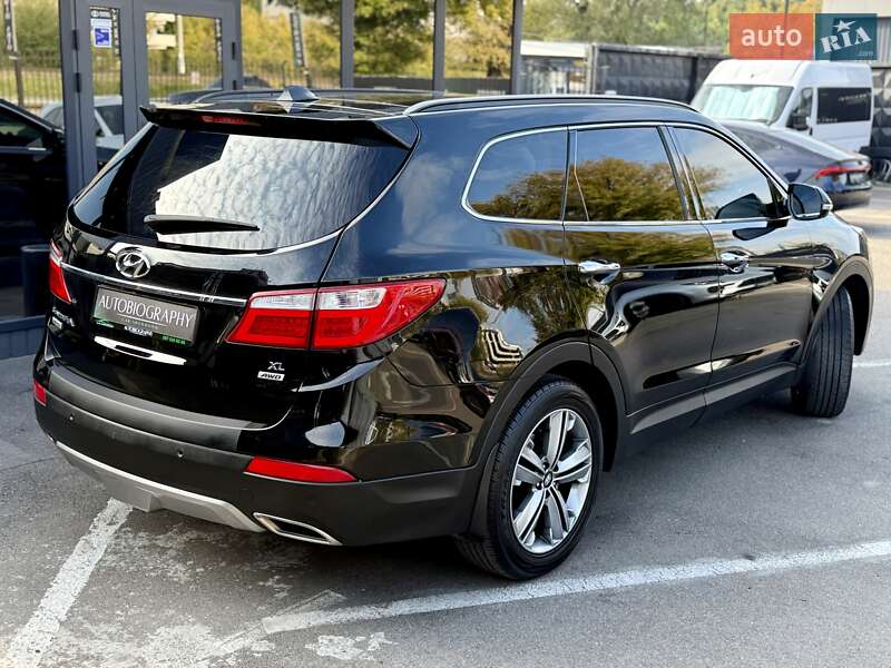 Внедорожник / Кроссовер Hyundai Grand Santa Fe 2015 в Киеве