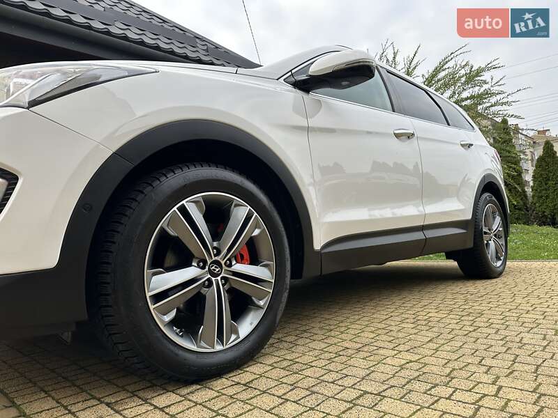 Внедорожник / Кроссовер Hyundai Grand Santa Fe 2015 в Хмельницком