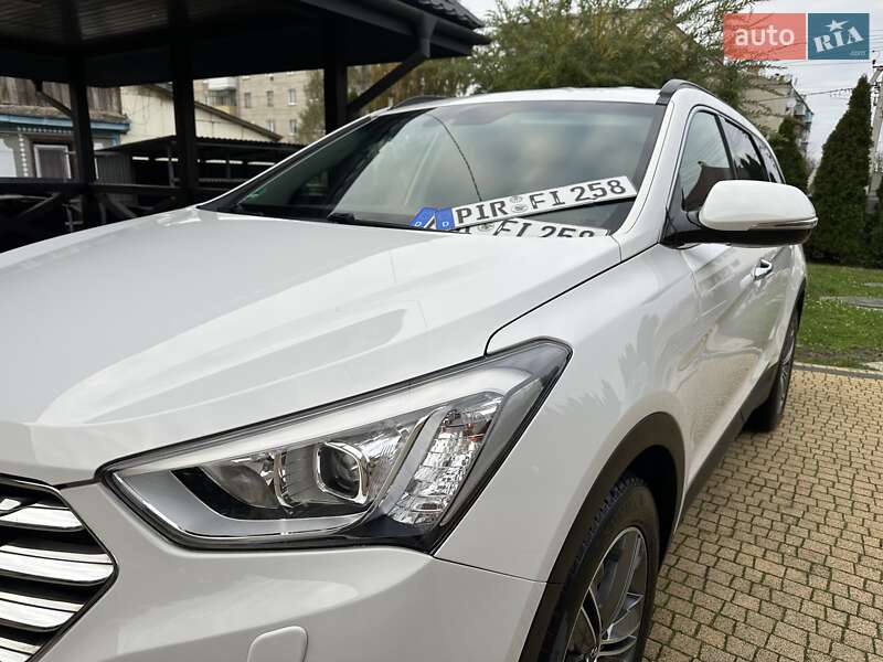 Внедорожник / Кроссовер Hyundai Grand Santa Fe 2015 в Хмельницком