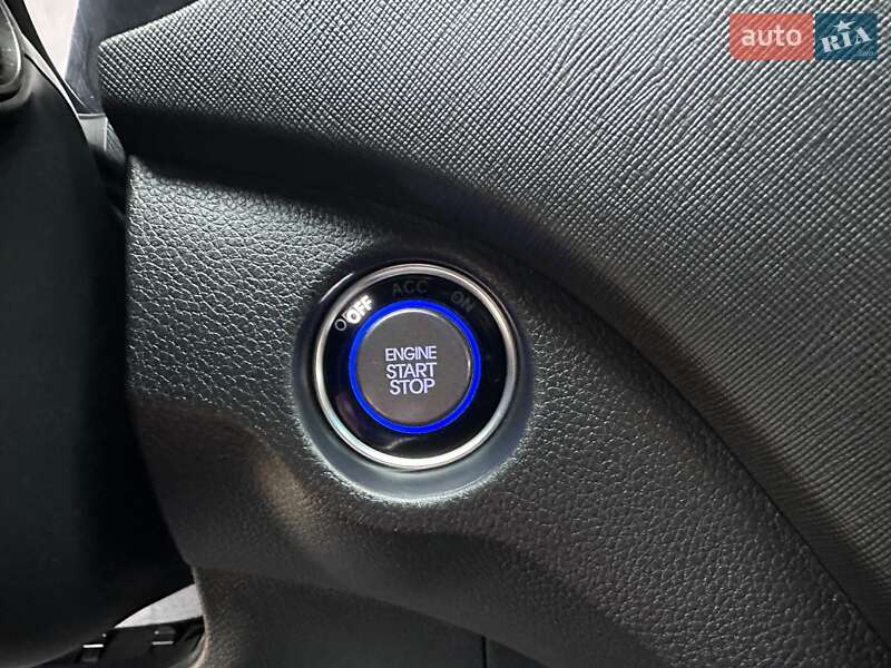 Внедорожник / Кроссовер Hyundai Grand Santa Fe 2015 в Хмельницком