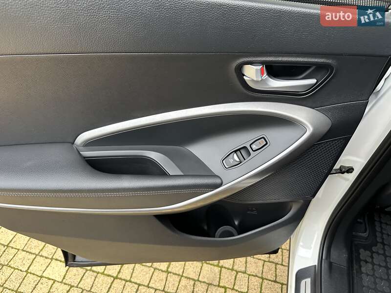 Внедорожник / Кроссовер Hyundai Grand Santa Fe 2015 в Хмельницком