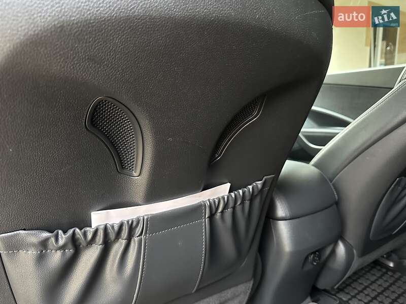 Внедорожник / Кроссовер Hyundai Grand Santa Fe 2015 в Хмельницком