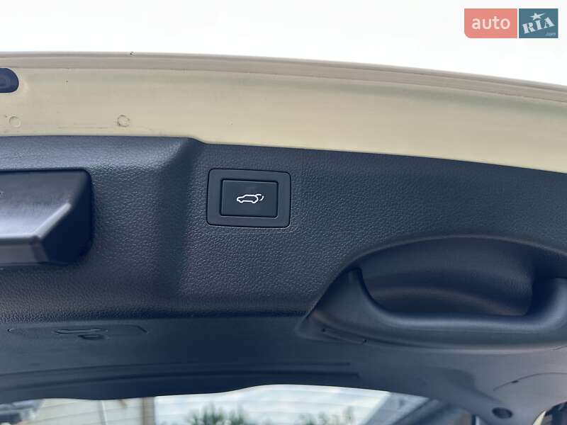 Внедорожник / Кроссовер Hyundai Grand Santa Fe 2015 в Хмельницком