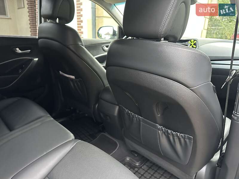 Внедорожник / Кроссовер Hyundai Grand Santa Fe 2015 в Хмельницком