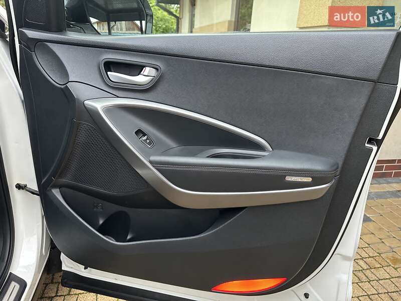 Внедорожник / Кроссовер Hyundai Grand Santa Fe 2015 в Хмельницком