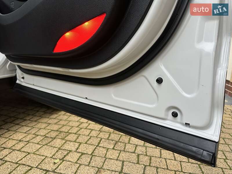 Внедорожник / Кроссовер Hyundai Grand Santa Fe 2015 в Хмельницком