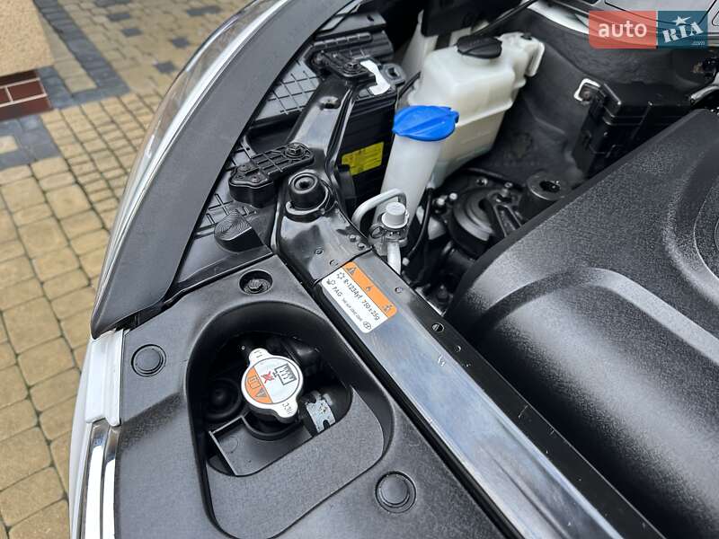 Внедорожник / Кроссовер Hyundai Grand Santa Fe 2015 в Хмельницком