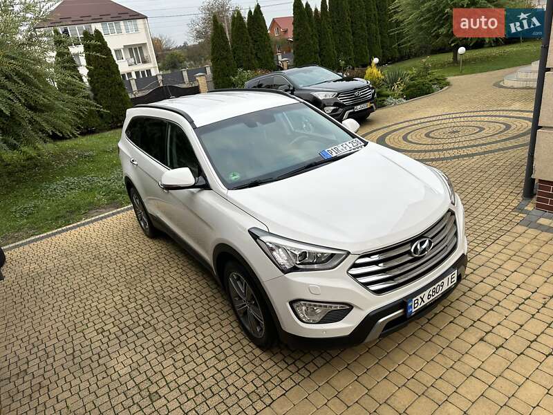 Внедорожник / Кроссовер Hyundai Grand Santa Fe 2015 в Хмельницком