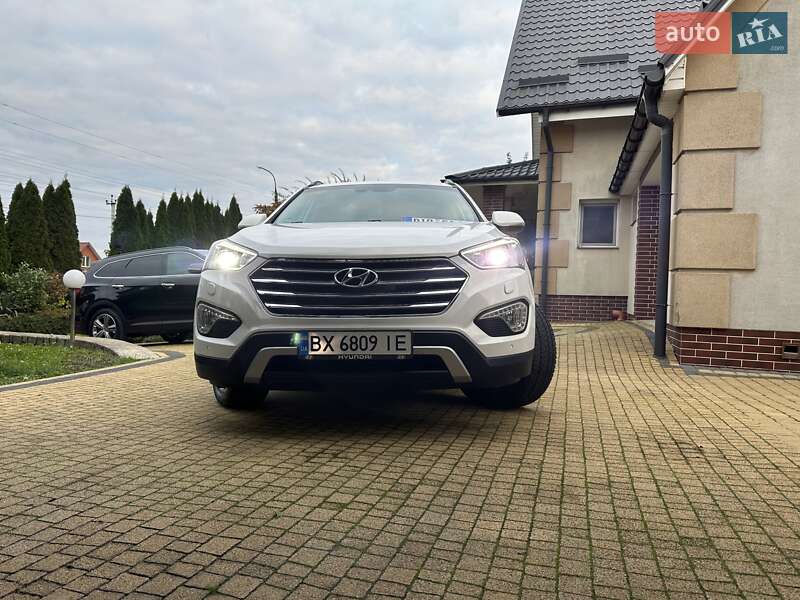 Внедорожник / Кроссовер Hyundai Grand Santa Fe 2015 в Хмельницком