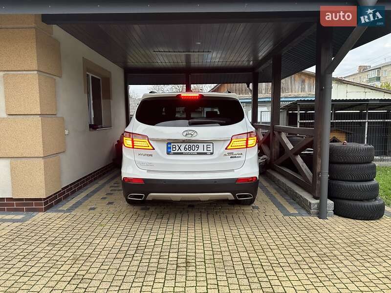 Внедорожник / Кроссовер Hyundai Grand Santa Fe 2015 в Хмельницком