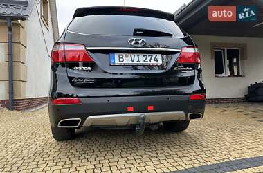 Внедорожник / Кроссовер Hyundai Grand Santa Fe 2015 в 