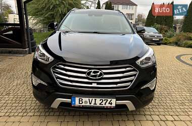 Внедорожник / Кроссовер Hyundai Grand Santa Fe 2015 в 