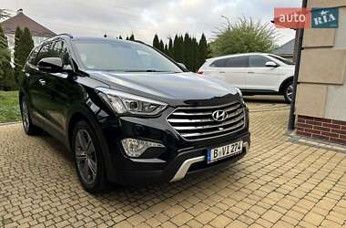 Внедорожник / Кроссовер Hyundai Grand Santa Fe 2015 в 