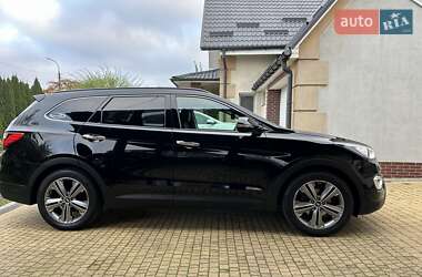 Внедорожник / Кроссовер Hyundai Grand Santa Fe 2015 в 