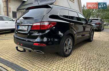 Внедорожник / Кроссовер Hyundai Grand Santa Fe 2015 в 
