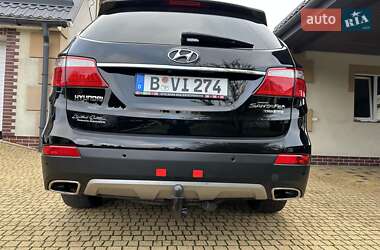 Внедорожник / Кроссовер Hyundai Grand Santa Fe 2015 в 