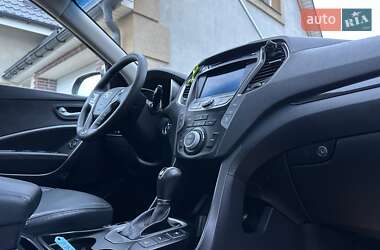 Внедорожник / Кроссовер Hyundai Grand Santa Fe 2015 в 