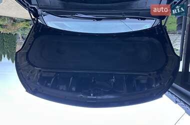 Внедорожник / Кроссовер Hyundai Grand Santa Fe 2015 в 