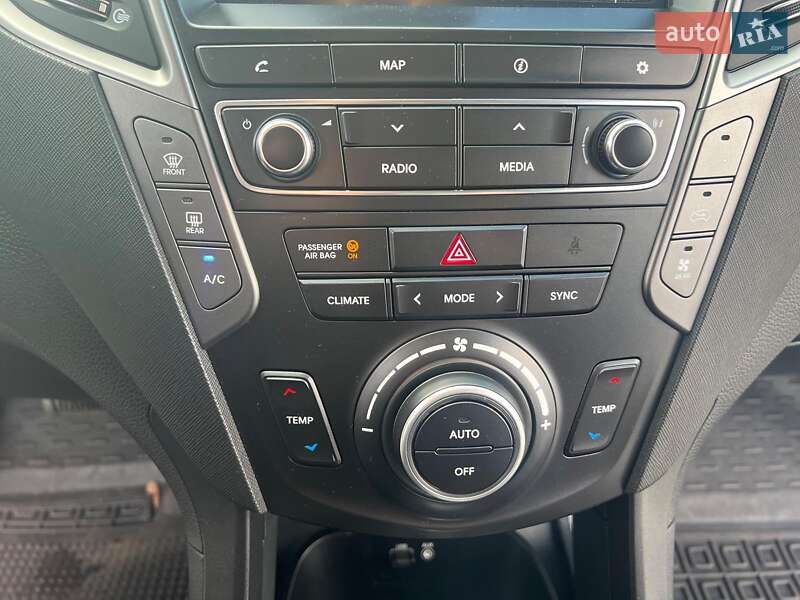 Внедорожник / Кроссовер Hyundai Grand Santa Fe 2019 в Львове