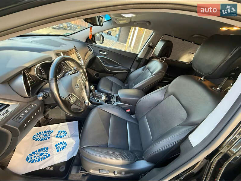 Внедорожник / Кроссовер Hyundai Grand Santa Fe 2018 в Ивано-Франковске