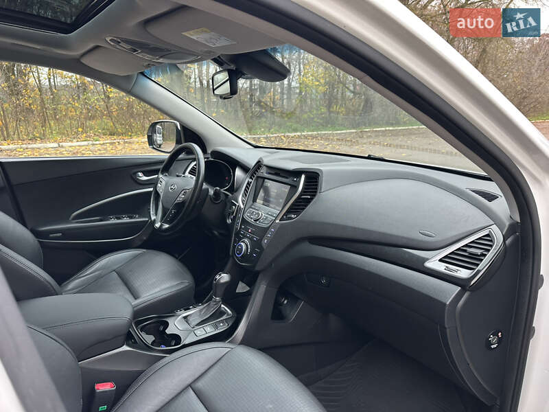 Внедорожник / Кроссовер Hyundai Grand Santa Fe 2014 в Радивилове фото 29 Внедорожник / Кроссовер Hyundai Grand Santa Fe 2014 в Радивилове