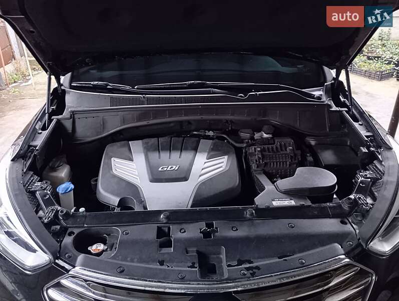 Внедорожник / Кроссовер Hyundai Grand Santa Fe 2015 в Каменском