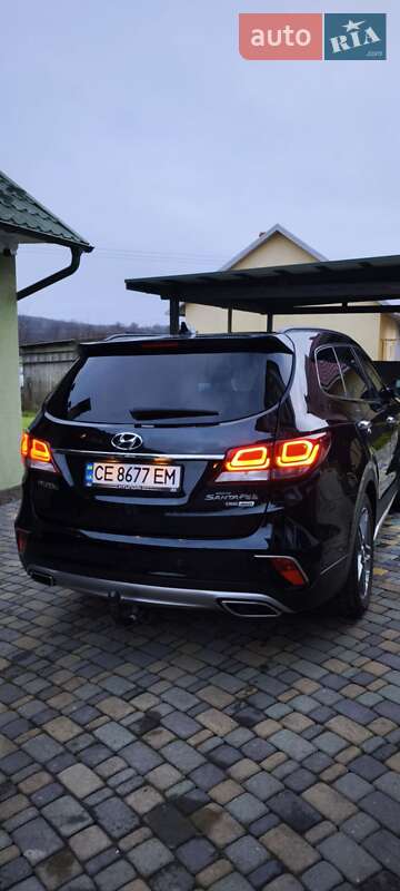 Внедорожник / Кроссовер Hyundai Grand Santa Fe 2016 в Черновцах