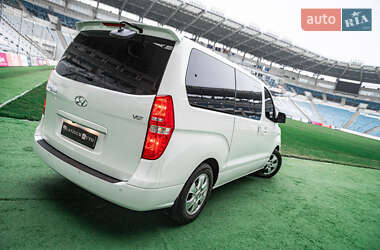 Минивэн Hyundai Grand Starex 2019 в 