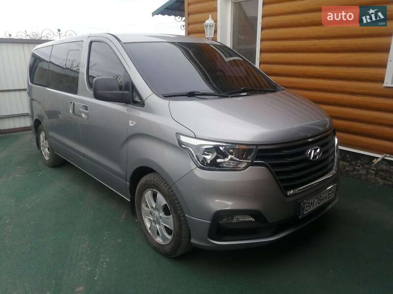 Мінівен Hyundai Grand Starex 2018 в 