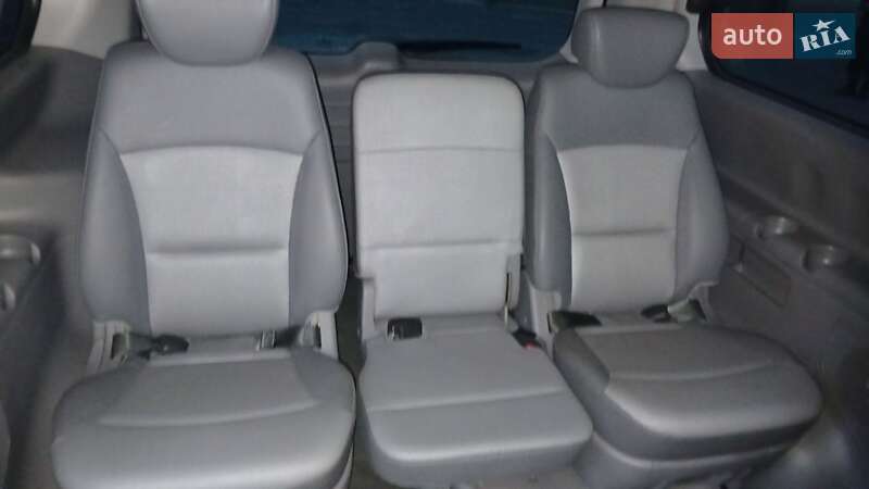 Минивэн Hyundai Grand Starex 2010 в Николаеве