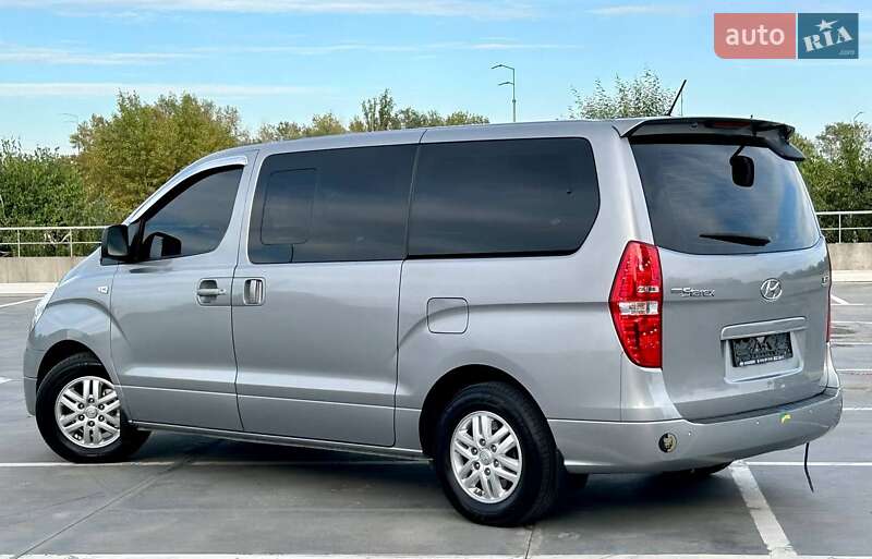 Минивэн Hyundai Grand Starex 2017 в Киеве фото 9 Минивэн Hyundai Grand Starex 2017 в Киеве