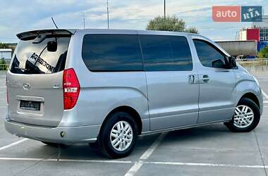 Минивэн Hyundai Grand Starex 2017 в 