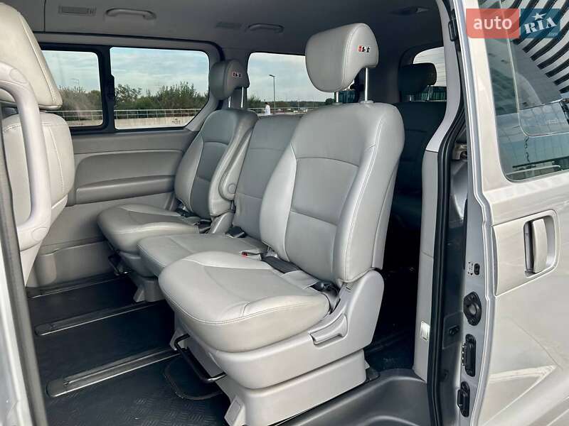 Минивэн Hyundai Grand Starex 2017 в Киеве фото 34 Минивэн Hyundai Grand Starex 2017 в Киеве