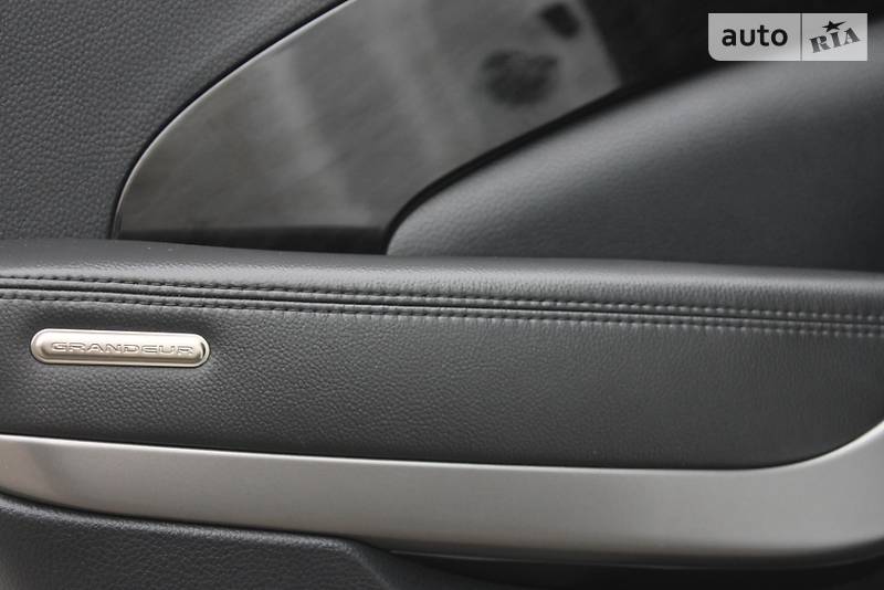 Седан Hyundai Grandeur 2013 в Миколаєві