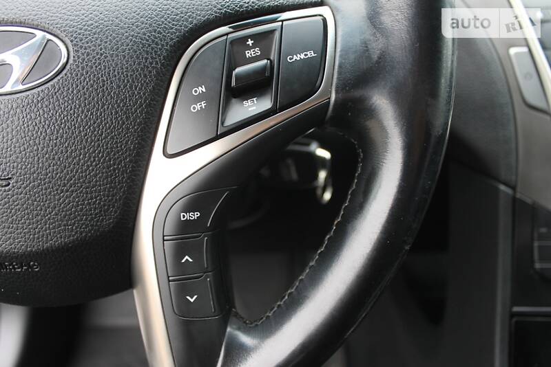 Седан Hyundai Grandeur 2013 в Миколаєві