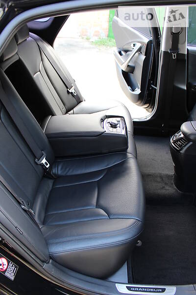 Седан Hyundai Grandeur 2013 в Києві