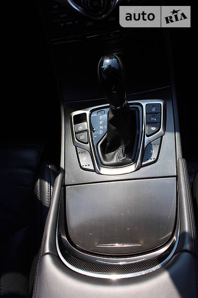 Седан Hyundai Grandeur 2013 в Києві