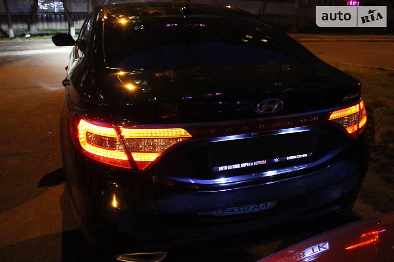 Седан Hyundai Grandeur 2013 в Києві
