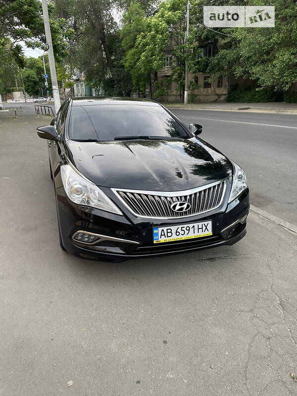 Седан Hyundai Grandeur 2013 в Одесі