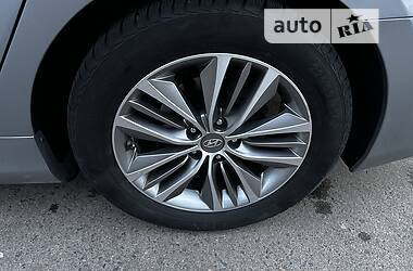 Седан Hyundai Grandeur 2016 в 