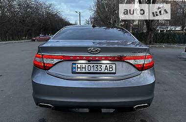 Седан Hyundai Grandeur 2016 в 