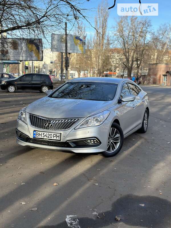 Седан Hyundai Grandeur 2014 в Одесі