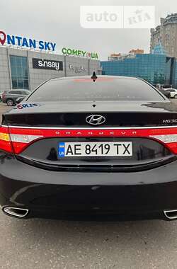 Седан Hyundai Grandeur 2013 в Одесі