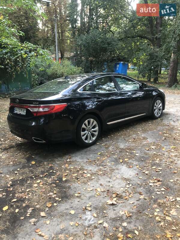 Седан Hyundai Grandeur 2013 в Києві фото 22 Седан Hyundai Grandeur 2013 в Києві