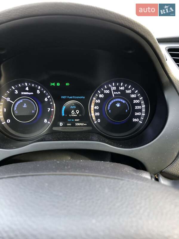 Седан Hyundai Grandeur 2013 в Києві фото 40 Седан Hyundai Grandeur 2013 в Києві