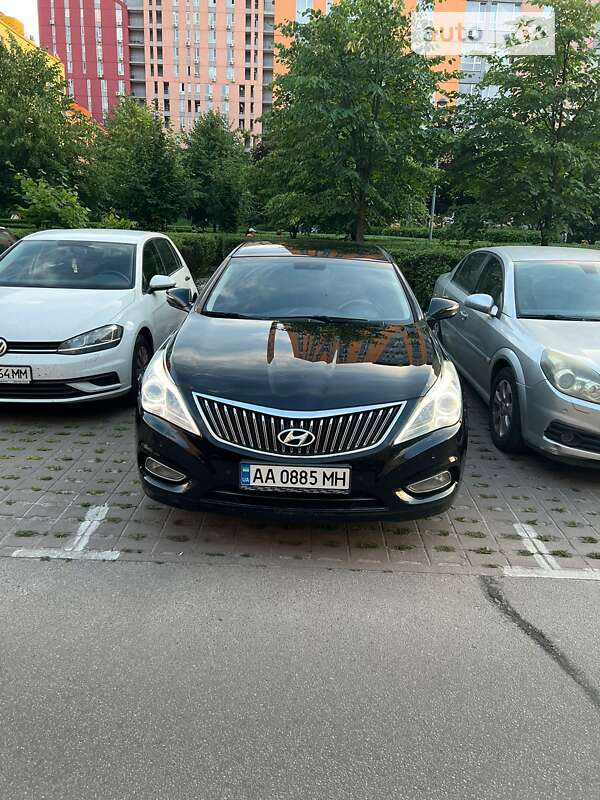 Седан Hyundai Grandeur 2014 в Києві