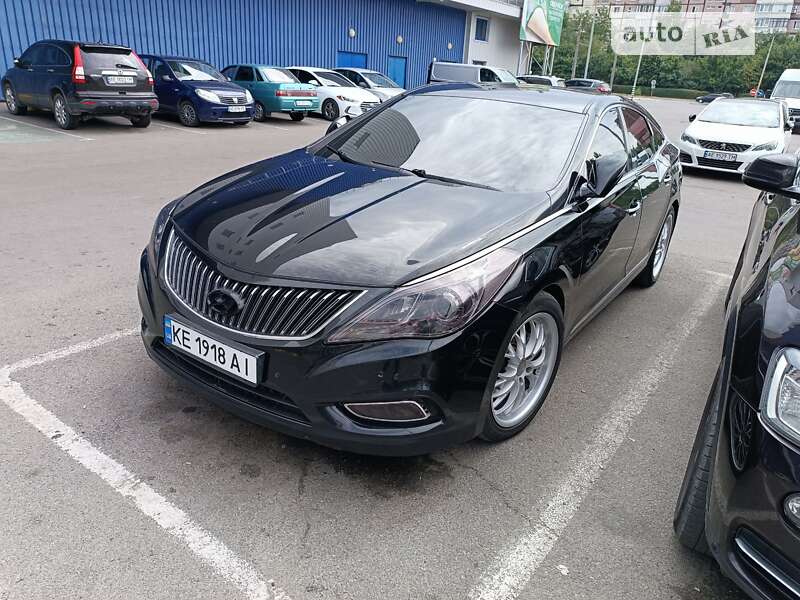 Седан Hyundai Grandeur 2013 в Дніпрі